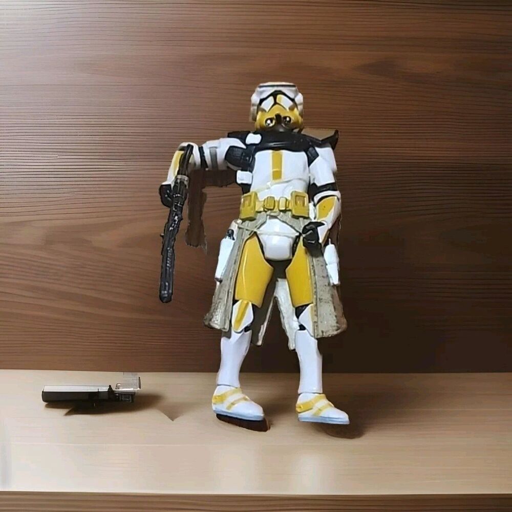 Star Wars 3.75" 30th Pack Betrayal on Felucia Clone Commander 2 More Guns